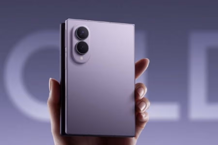 Samsung Galaxy Z Fold 8 (12GB RAM + 256GB Storage)