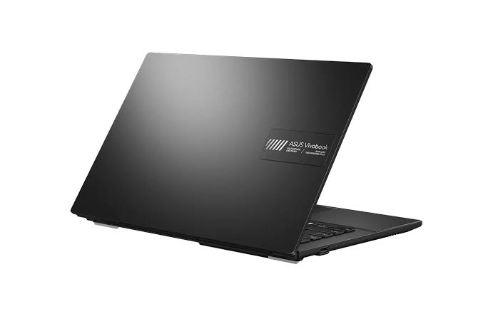 ASUS E1504FA Ryzen 5 8GB/512GB SSD 15.6" FHD Mixed Black